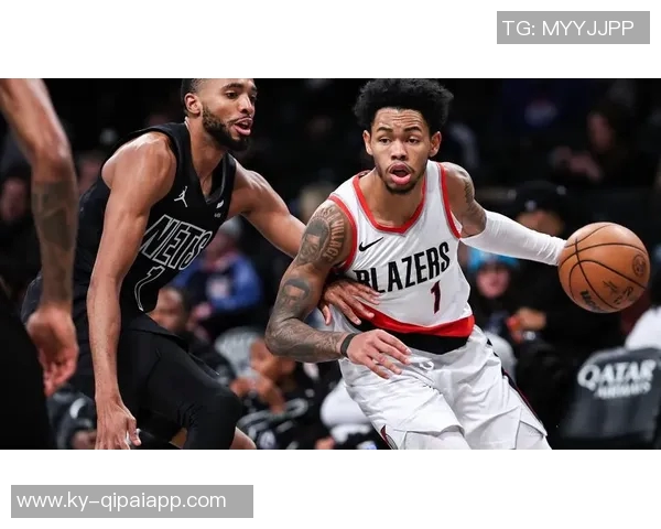 安芬尼西蒙斯表现出色14投8中三分球7中2贡献18分2助攻